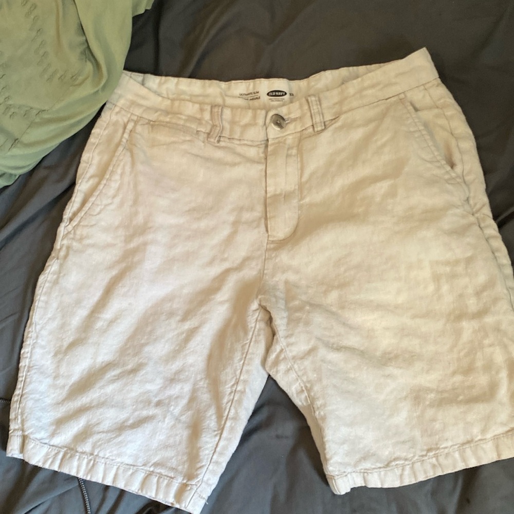 White linen material ultimate slim from Old Navy